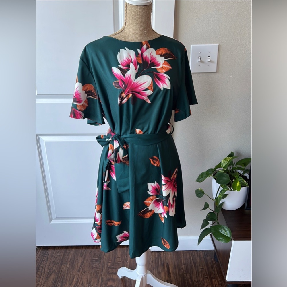 plus size green floral dress